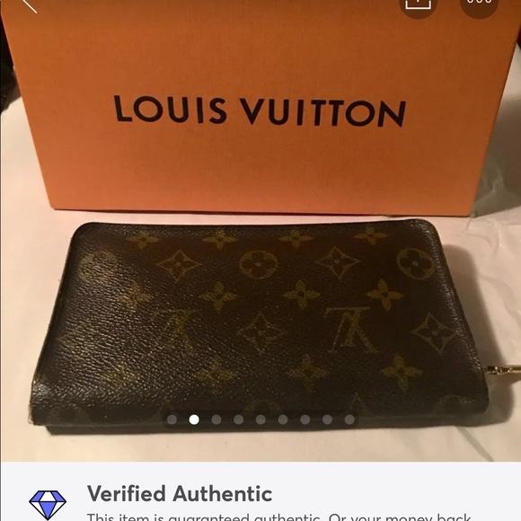 SOLDAuth Louis Vuitton Zippy Wallet/Organizer - Picture 2 of 10
